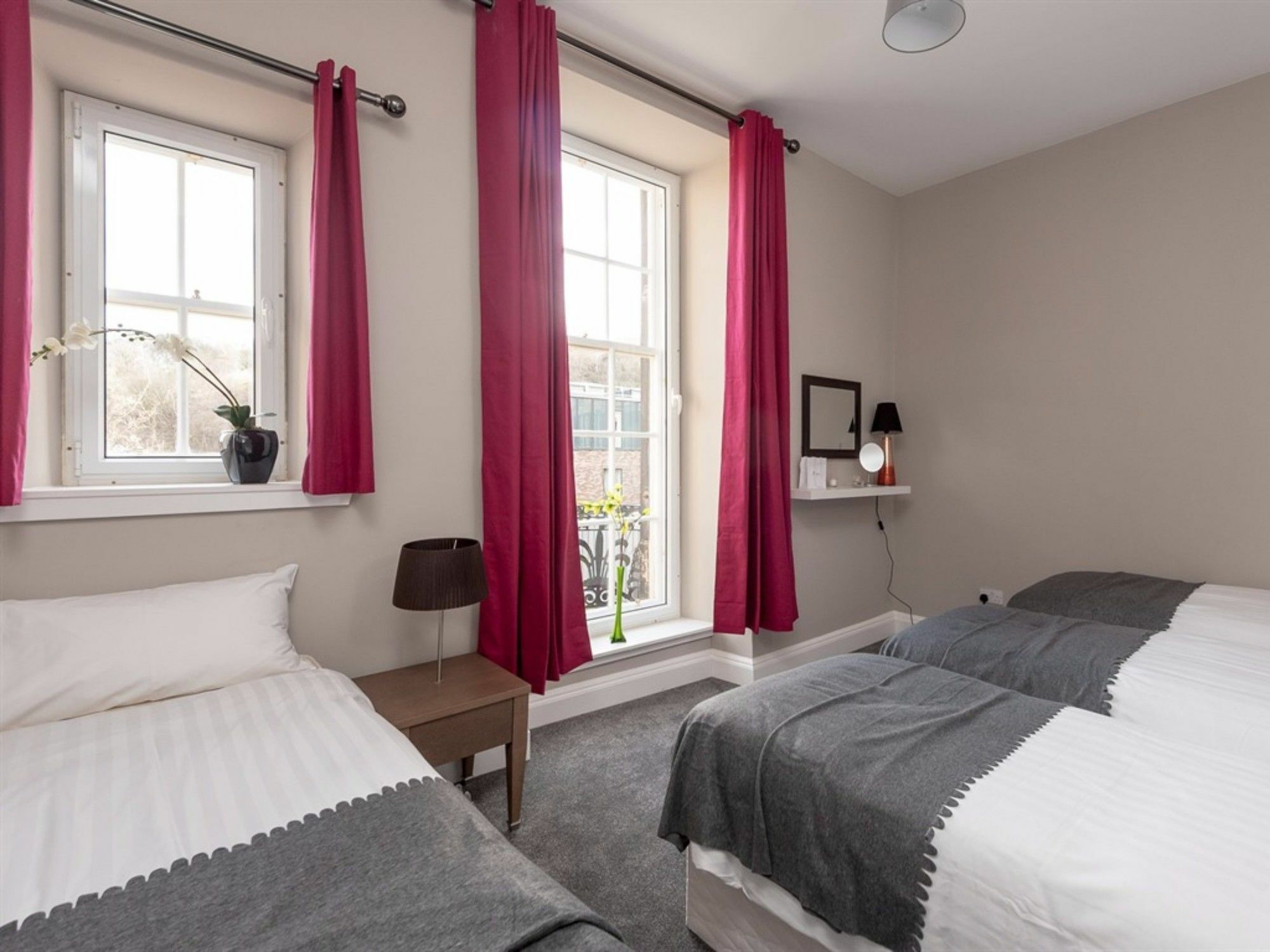 Cornerstone Apartments Edimburgo Esterno foto